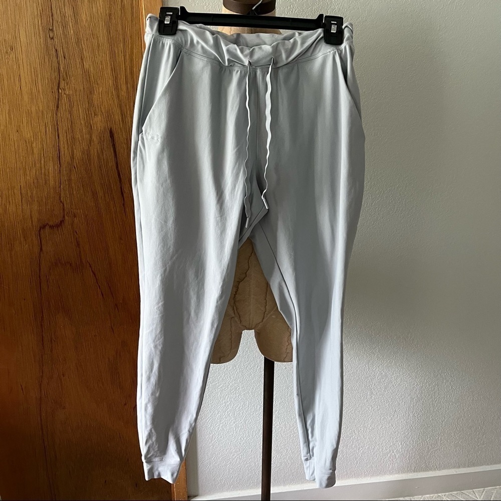 UNDER ARMOUR sz XS Light Gray Knit Vanish Joggers 1328870